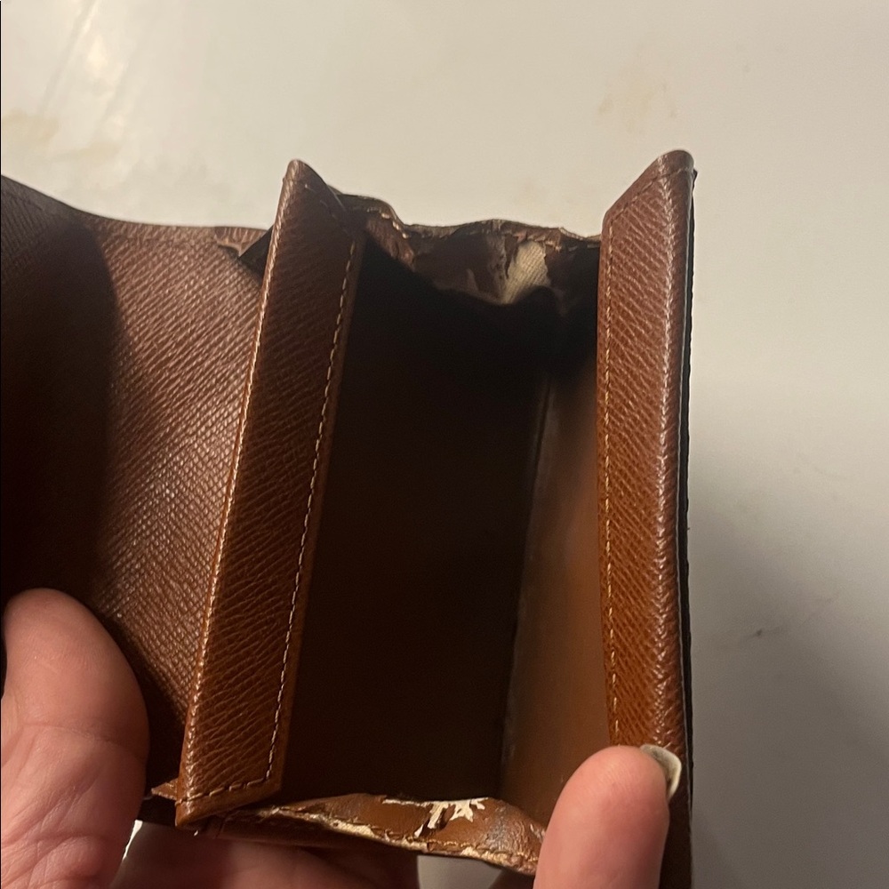 Louis Vuitton vintage cardholder rare to find - Picture 7 of 14